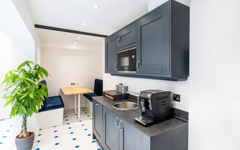 17-18 Berkeley Square, Clifton Bristol Image 9