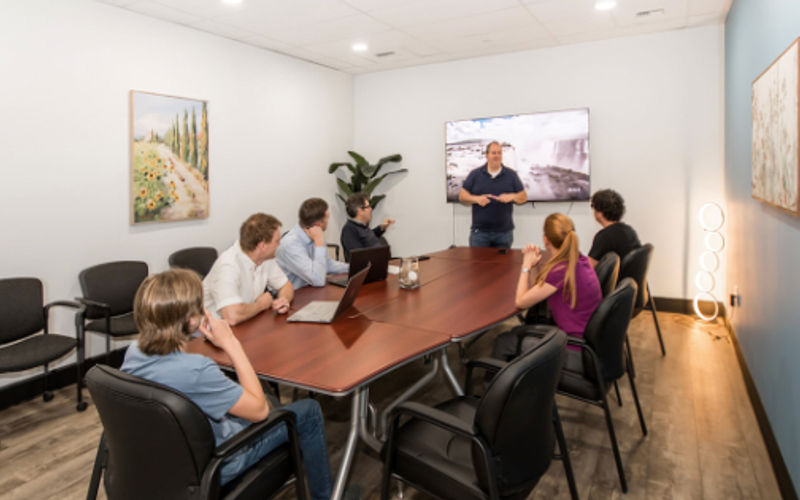 9030 35th Ave Sw, Seattle Image 2