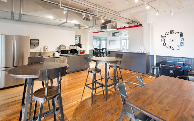 61 Greenpoint Ave, Brooklyn Image 6