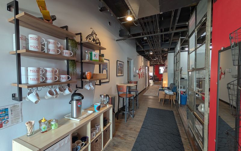 81 Broadway St, Asheville Image 2