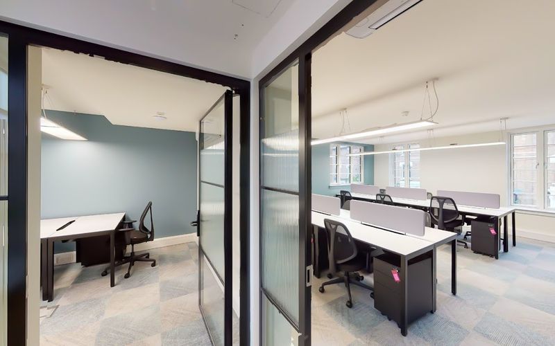 49A Oxford Road, Finsbury Park Image 2