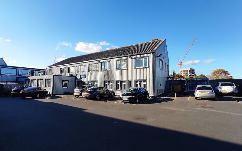 351 Rainham Rd S, Dagenham Image 6