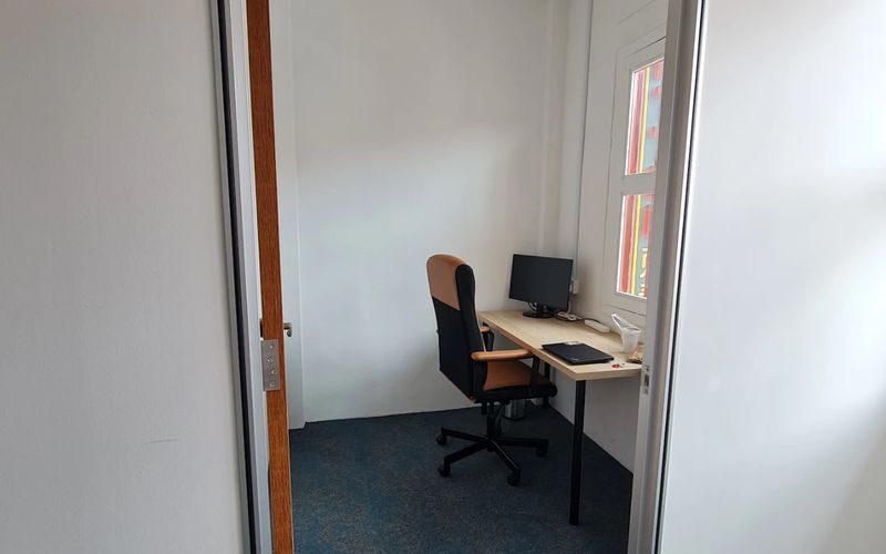 244A Geylang Road, Singapore, 2 DESKS 244A Geylang Road, Singapore Image 1