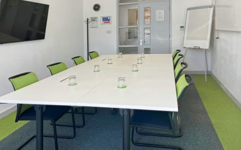 Metcalf Way, West Sussex Image 2