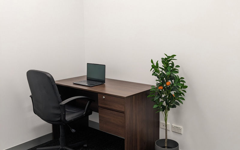 207 Currumburra Road, Ashmore Image 8