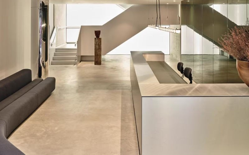 13 Dirty Lane, London Image 1