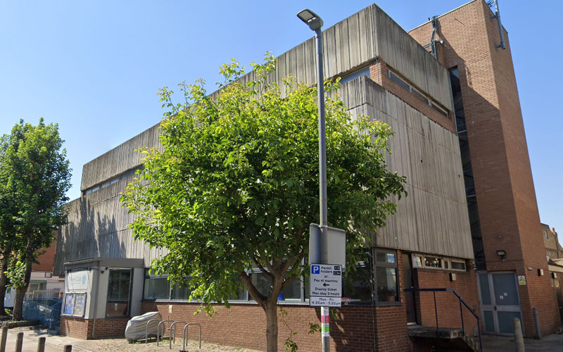 2A Stormont Road, Greater London, 8 DESKS 2A Stormont Road, Greater London Image 1