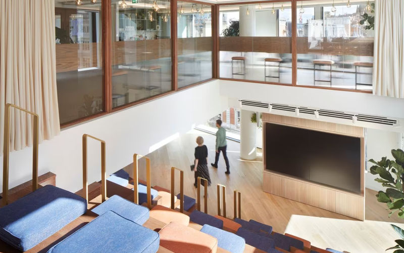 14 Bird Street, London Image 3