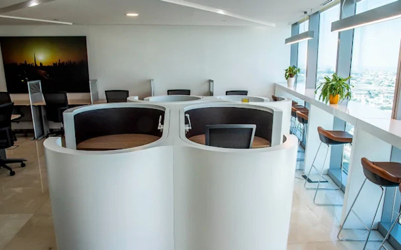 Sheikh Zayed Road, Dubai Image 7