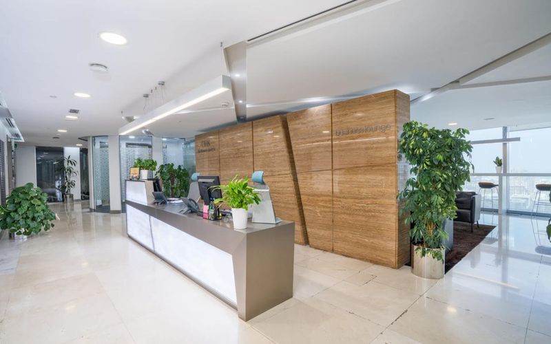 Sheikh Zayed Road, Dubai Image 3