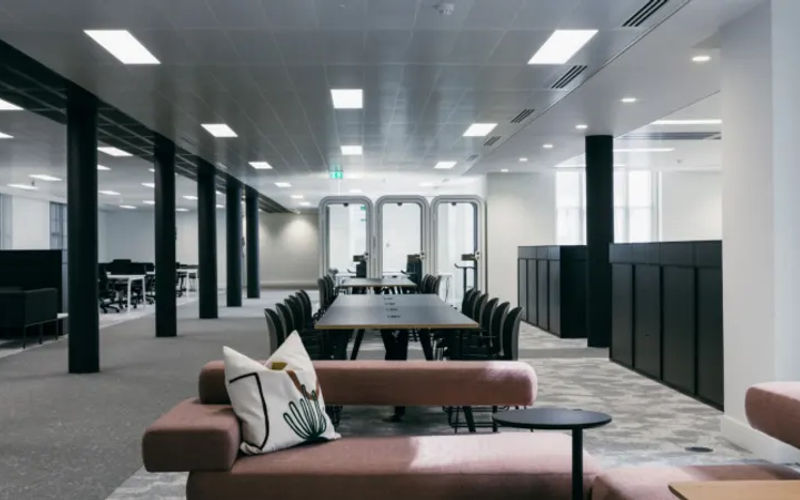 53-56 Leadenhall Street, Greater London Image 1