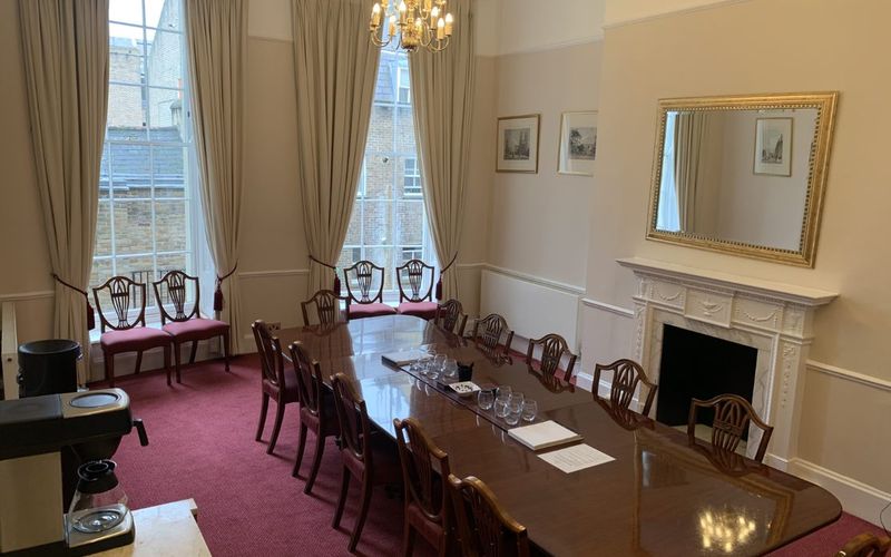 10 Fitzroy Square, London Image 4