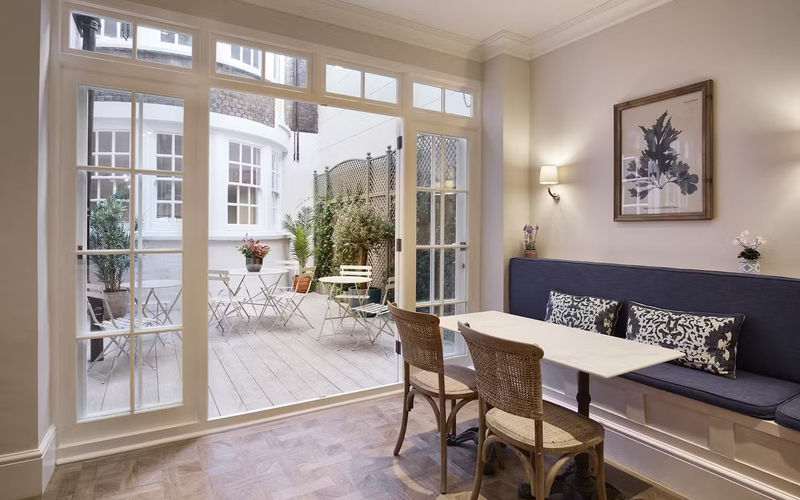 58 Grosvenor Street, London Image 2