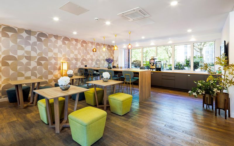 19 Threefield Lane, Southampton Image 14