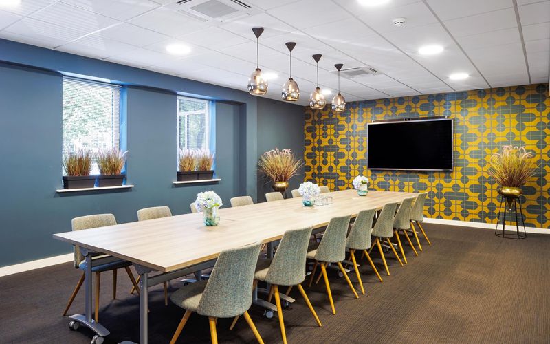 19 Threefield Lane, Southampton Image 4