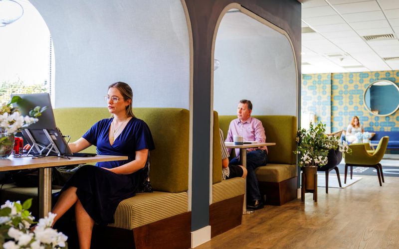 19 Threefield Lane, Southampton Image 5