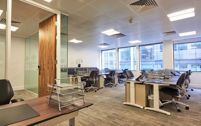 34 Lime Street, London Image 11