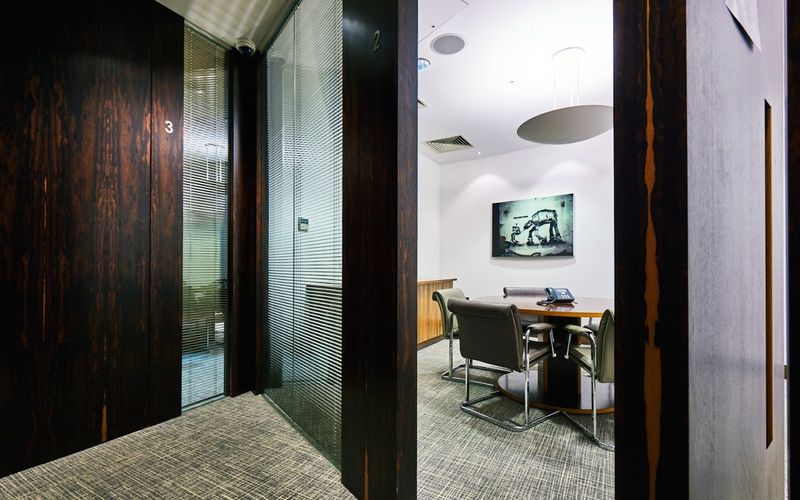 6 Snow Hill, London Image 6