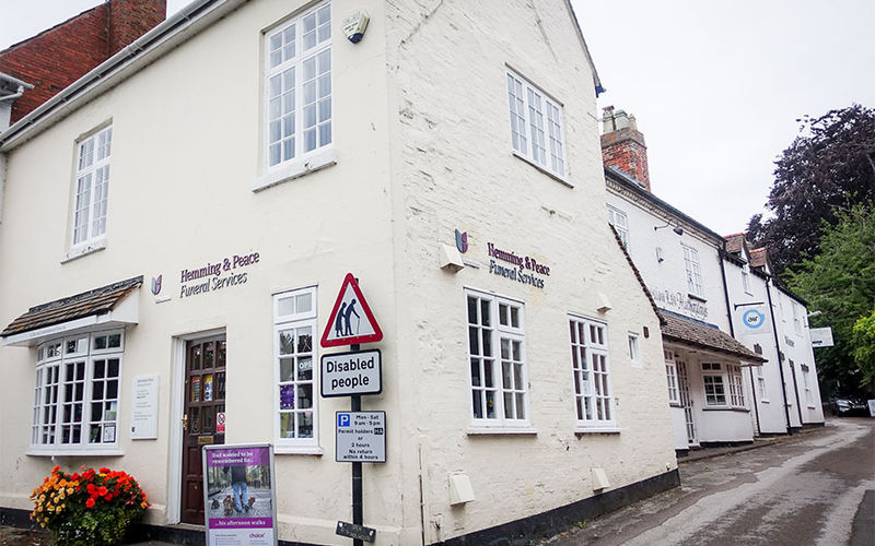 48 High Street, Warwickshire Image 4