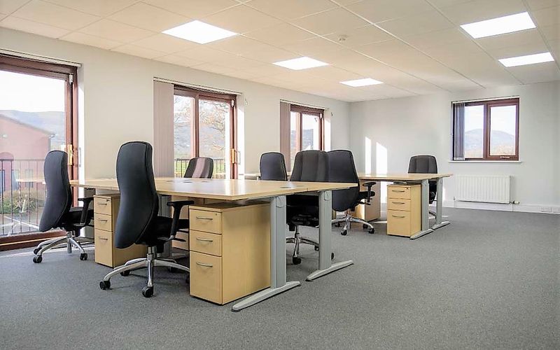 Willow End Park, Malvern, 5 DESKS Willow End Park, Malvern Image 1
