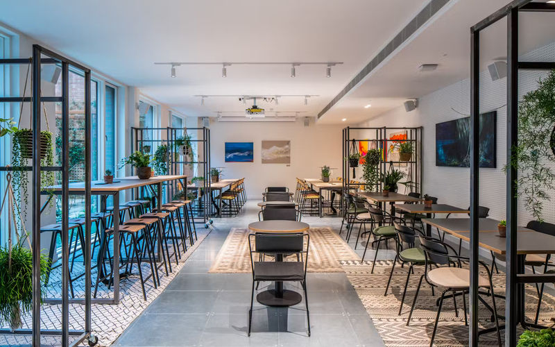 20-30 Whitechapel Road, Whitechapel Image 7