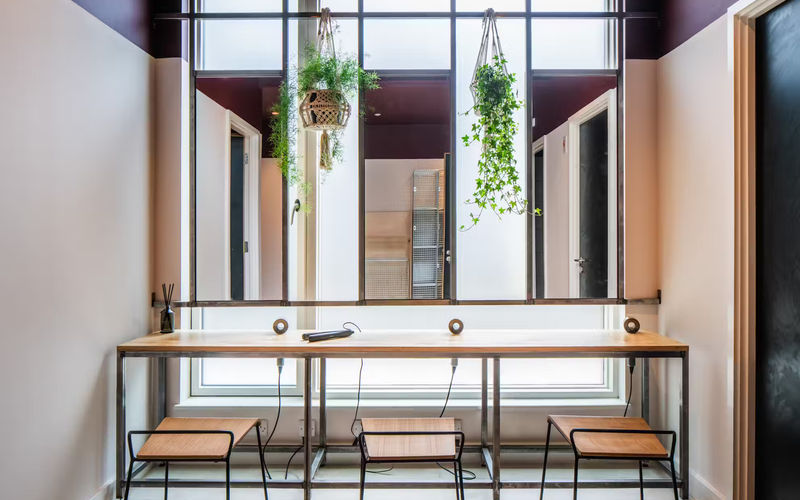 20-30 Whitechapel Road, Whitechapel Image 11