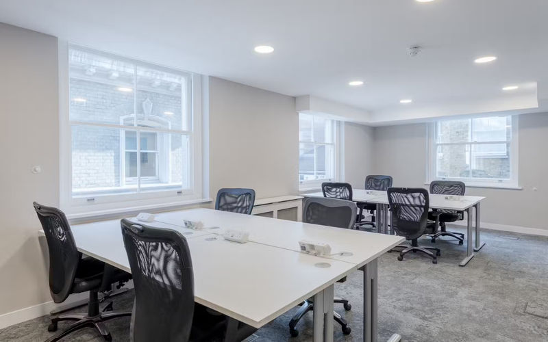 73 Watling Street, London Image 2