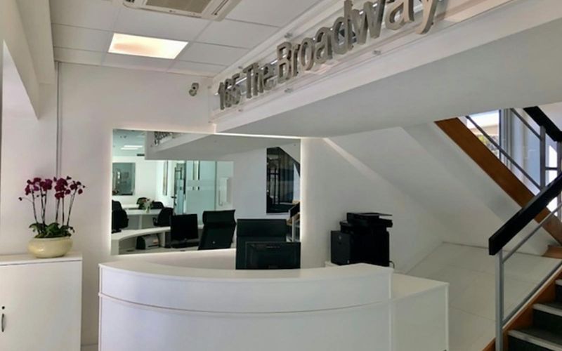 165 The Broadway, Wimbledon Image 1