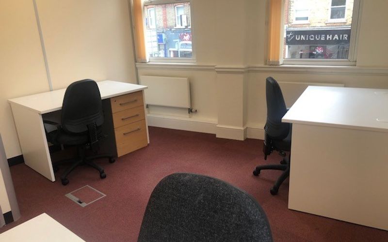 1-3 East Street, Epsom, 7 DESKS 1-3 East Street, Epsom Image 1