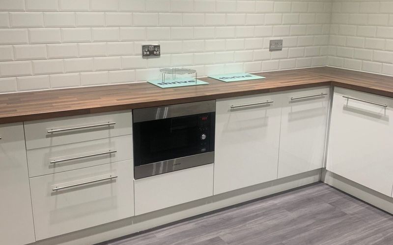 2a Market Place, Colne Image 2