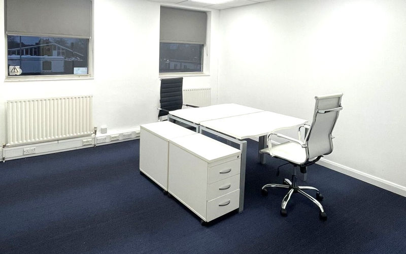 1-4 Park Terrace, Worcester Park Image 1