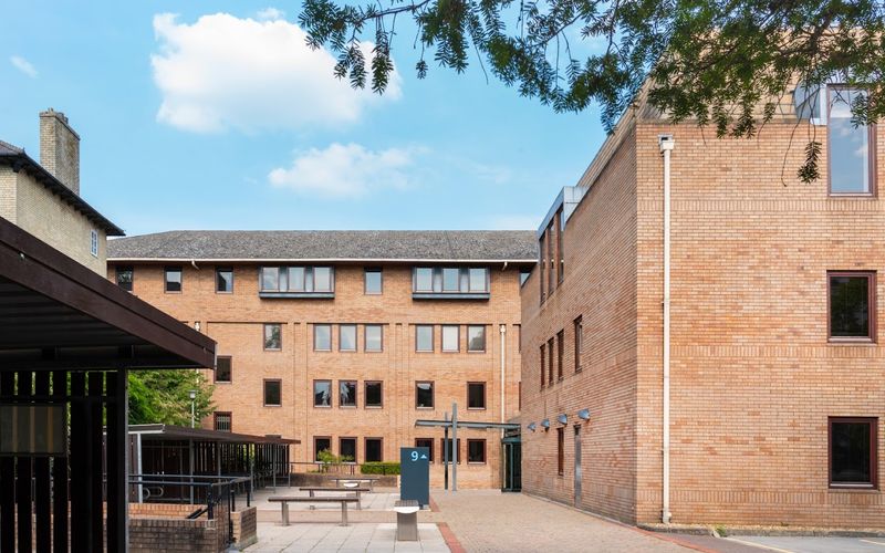 9 Hills Road, Cambridge Image 23