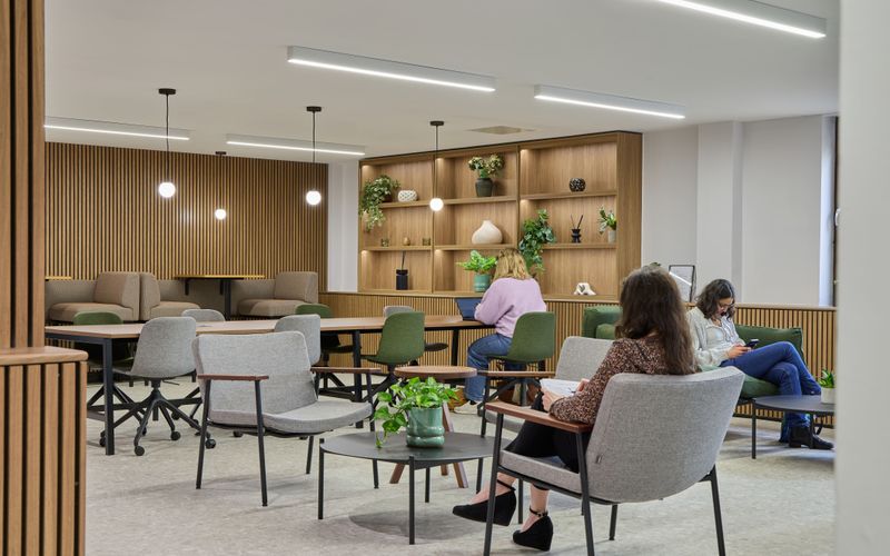 9 Hills Road, Cambridge Image 18