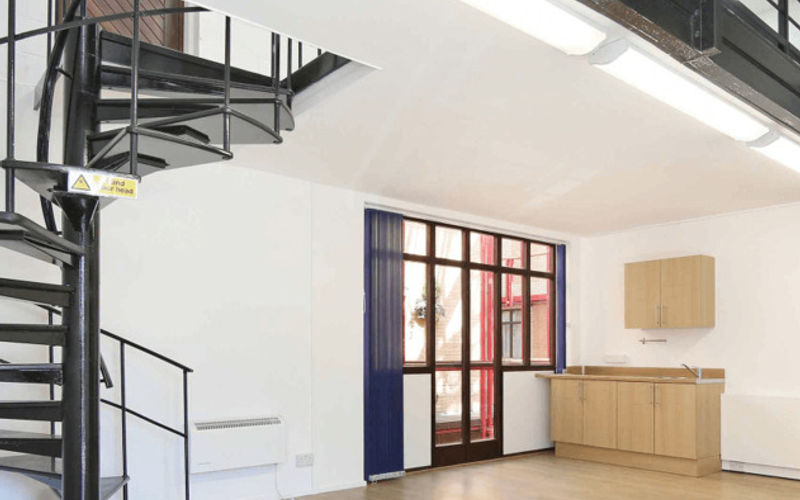 Lower Road, London Image 5