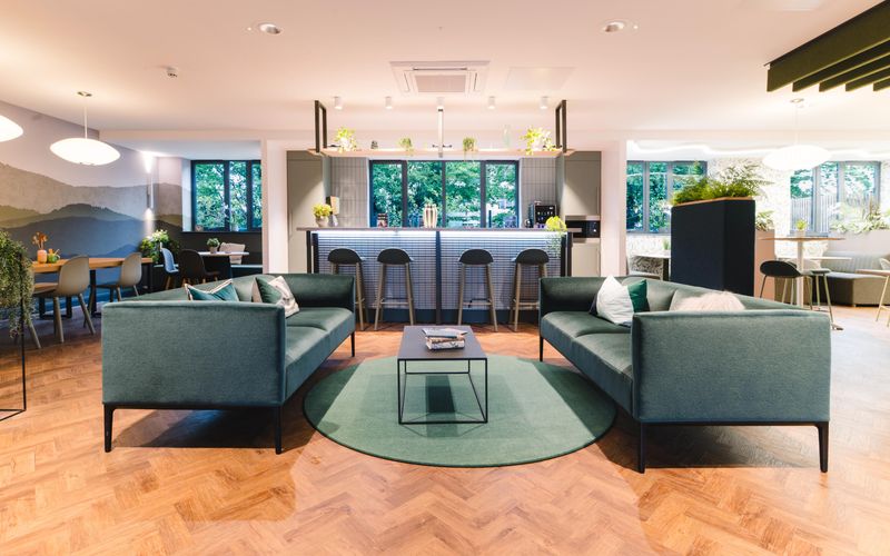 Hatherley Lane, Cheltenham Image 5