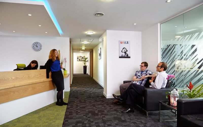 2 Queens Walk, Berkshire Image 6