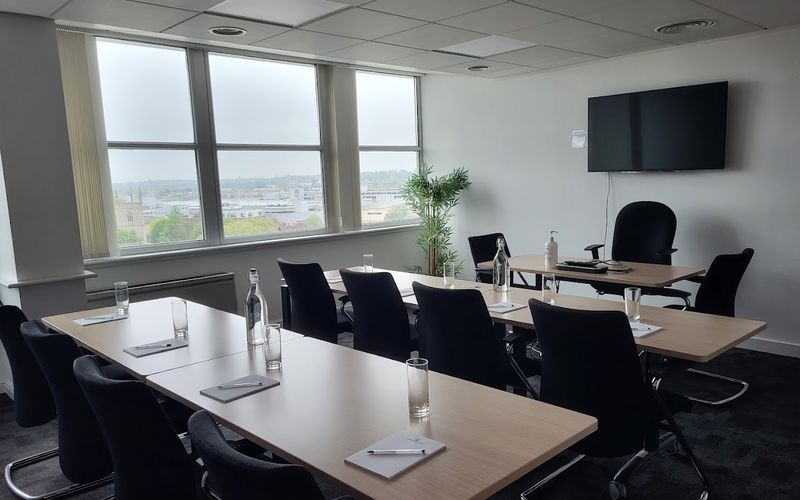 2 Queens Walk, Berkshire Image 15