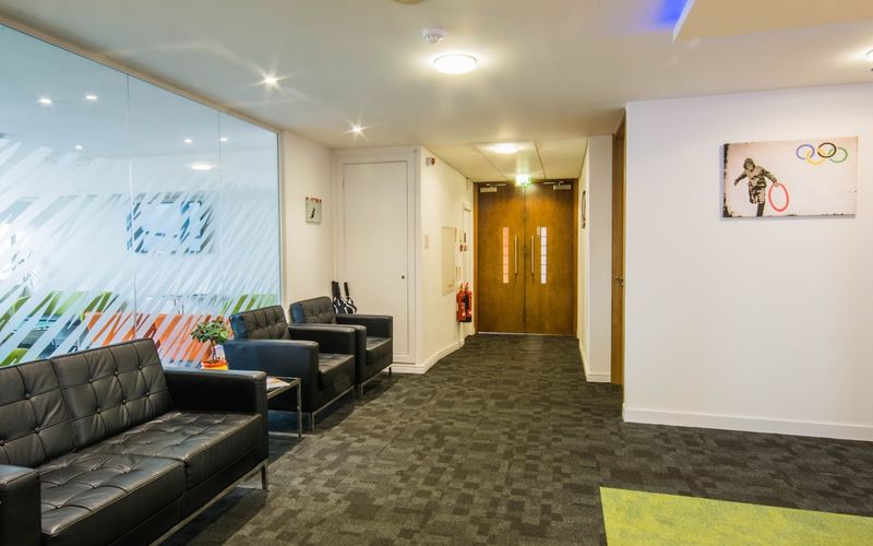 2 Queens Walk, Berkshire Image 7