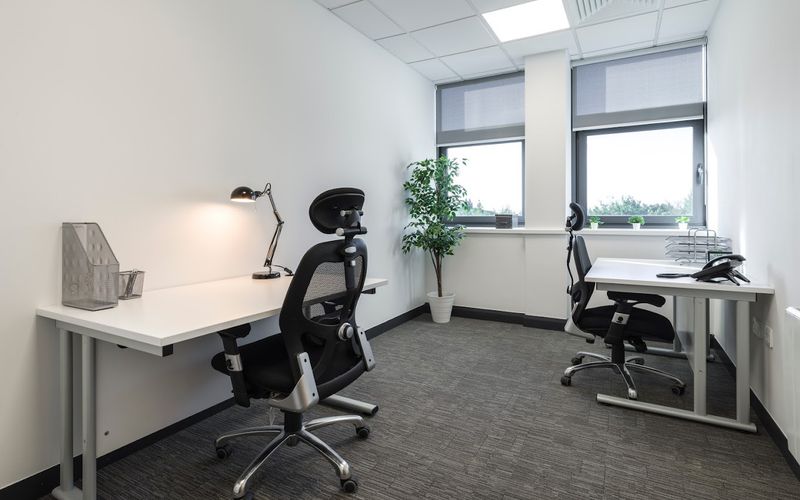 2 Turnberry Park Road, Morley Image 1