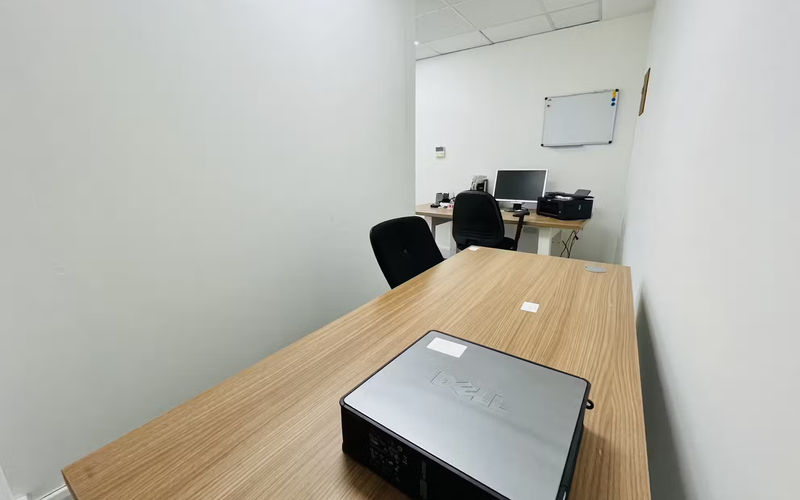 141-143 King Street, Hammersmith Image 2