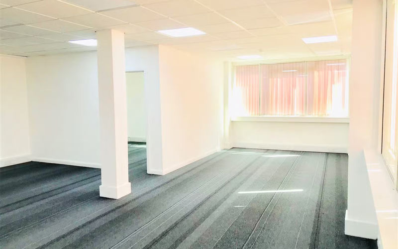 141-143 King Street, Hammersmith Image 5