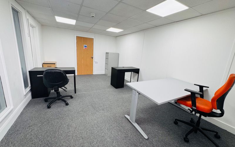 60 North Circular Road, Park Royal Image 52