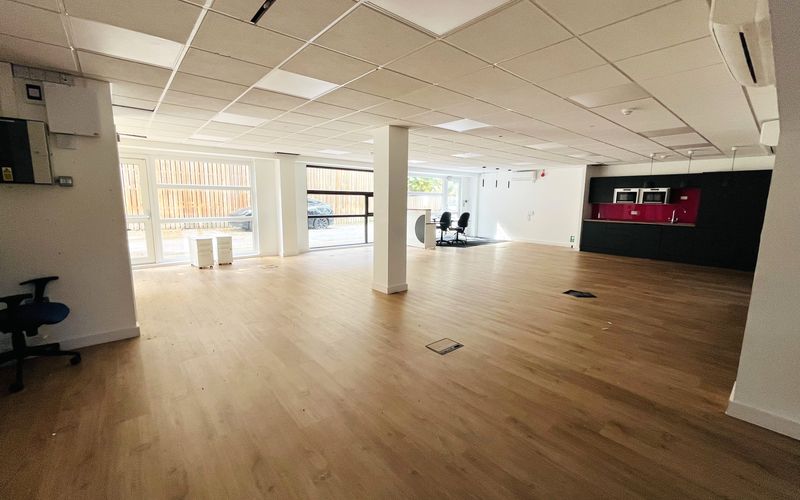 Addison Bridge Place, Kensington Image 34