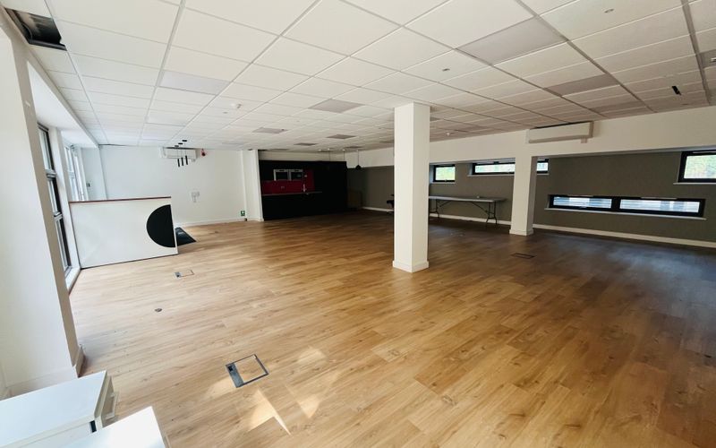 Addison Bridge Place, Kensington Image 48