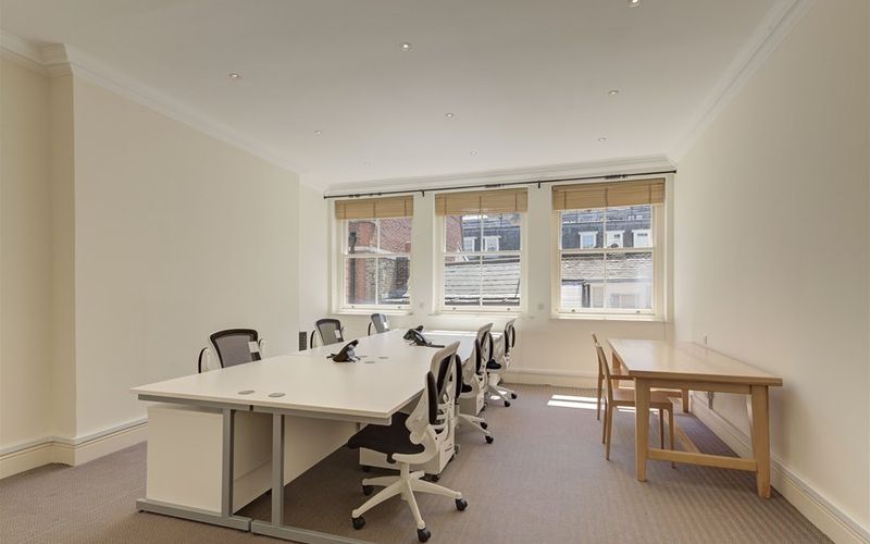 14 Old Queen Street, Greater London Image 1