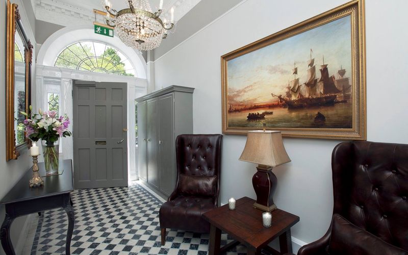 56 Fitzwilliam Square, Dublin Image 2