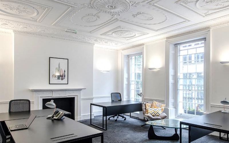 124 Wigmore Street, Marylebone Image 1