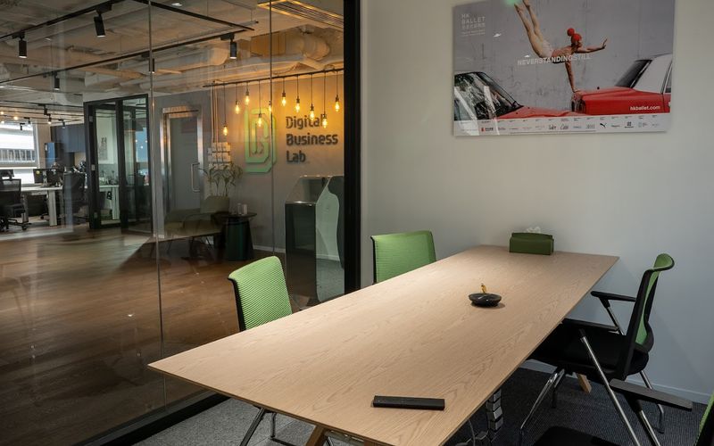 410 Des Voeux Road West, Sai Ying Pun Image 2