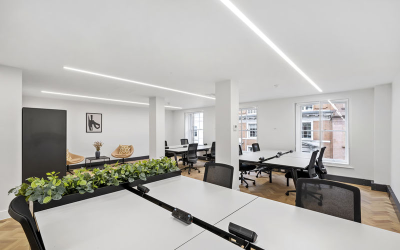 49 Albemarle Street, Greater London Image 3