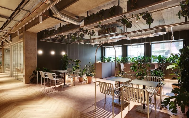 1 Grosvenor Square, Southampton Image 7